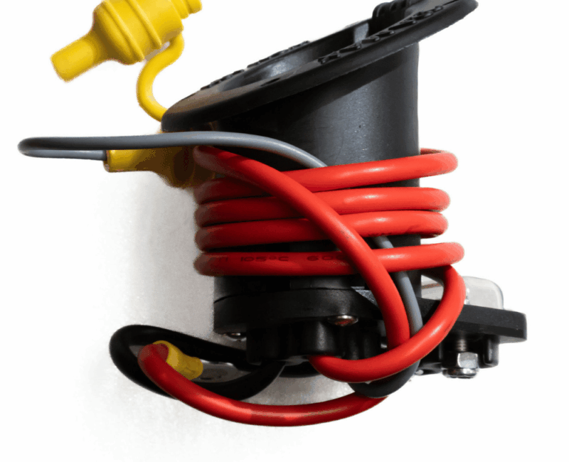 Kit d’assemblage réceptacle et fusible de chargeur